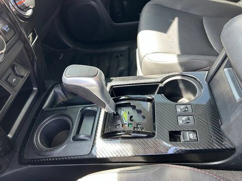 Used 2023 Toyota 4Runner TRD Off-Road Premium w/ Moonroof Package AWD/4WD image 19