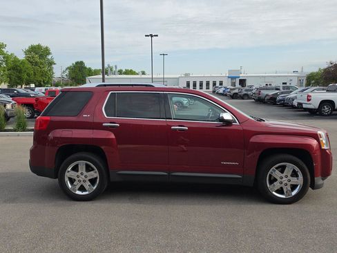 Used 2012 GMC Terrain SLT FWD image 2