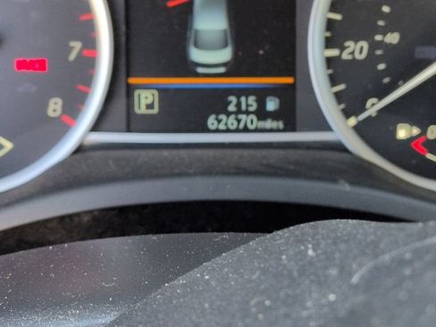 Used 2019 Nissan Sentra SL w/ Exterior Package FWD image 15