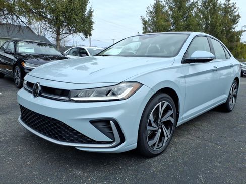 New 2026 Volkswagen Jetta SEL image 4