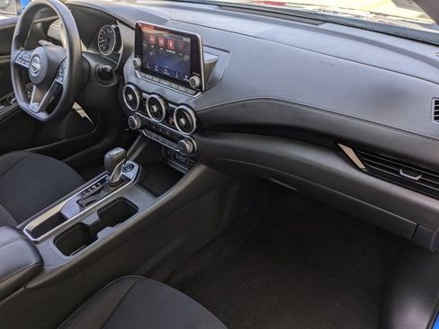 Used 2025 Nissan Sentra SV FWD image 35