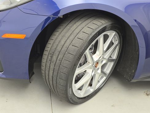 Certified 2026 Porsche Panamera image 35