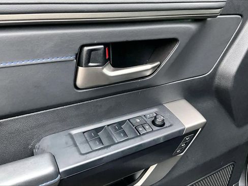 Certified 2026 Toyota Sequoia Platinum image 31