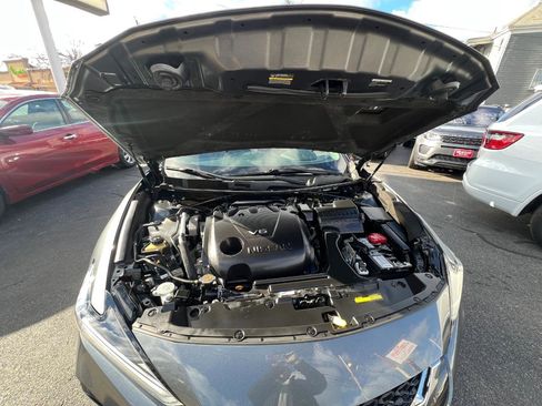 Used 2019 Nissan Maxima 3.5 S w/ Floor Mat Group FWD image 16