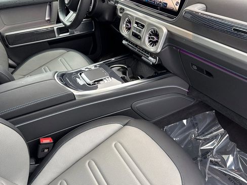 Used 2025 Mercedes-Benz G 580 w/ EQ Technology image 27