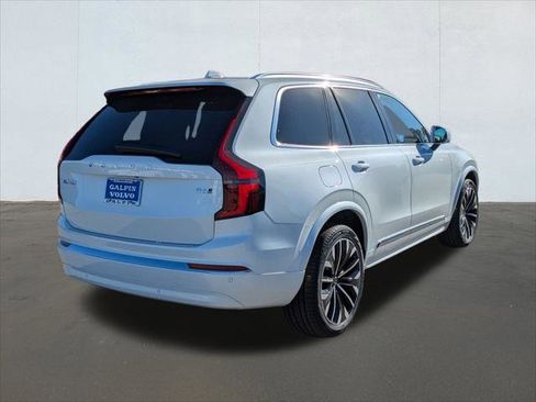 New 2026 Volvo XC90 B6 Plus w/ Protection Package Premier image 2