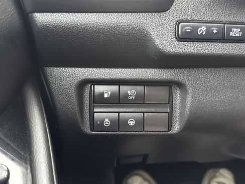 Used 2019 Nissan Leaf SL w/ SL Technology Package FWD image 22