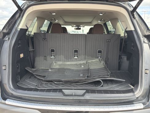 Used 2020 Subaru Ascent Touring w/ Popular Package #2A AWD/4WD image 16
