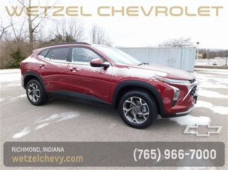 Used 2025 Chevrolet Trax LT video 1