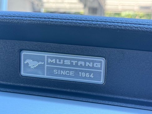 Used 2016 Ford Mustang Premium image 33