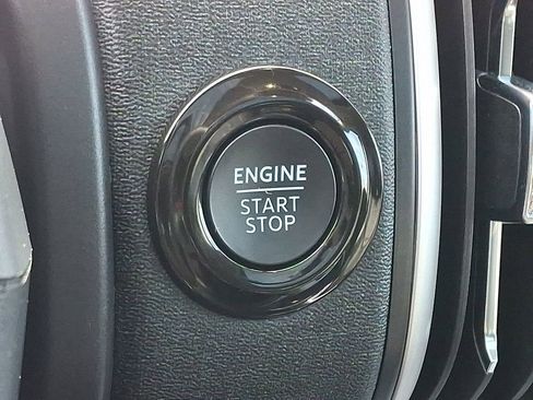 Certified 2025 Ford Expedition Active image 26