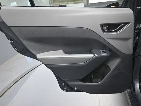 Certified 2025 Subaru Crosstrek 2.0i Premium AWD/4WD image 22