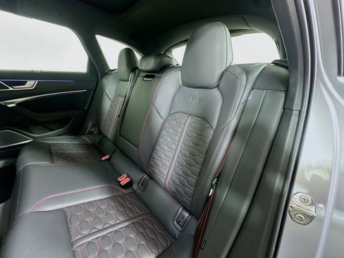 Used 2023 Audi RS 6 image 25