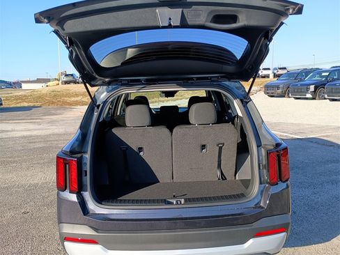 New 2026 Kia Sorento LX image 30