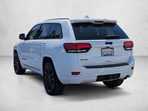 Used 2020 Jeep Grand Cherokee Altitude AWD/4WD image 8