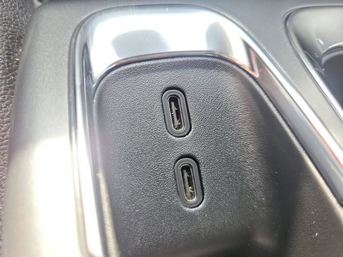 Used 2025 Chevrolet Equinox EV LT w/ Comfort Package FWD image 30