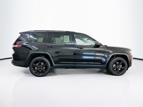 Used 2023 Jeep Grand Cherokee L Laredo AWD/4WD image 10