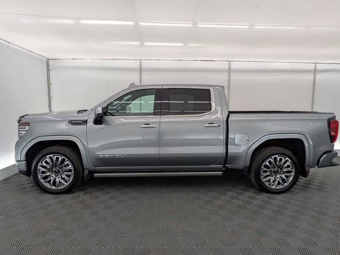 Used 2025 GMC Sierra 1500 Denali Ultimate image 3