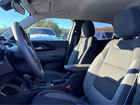 Used 2023 Chevrolet TrailBlazer LT image 18