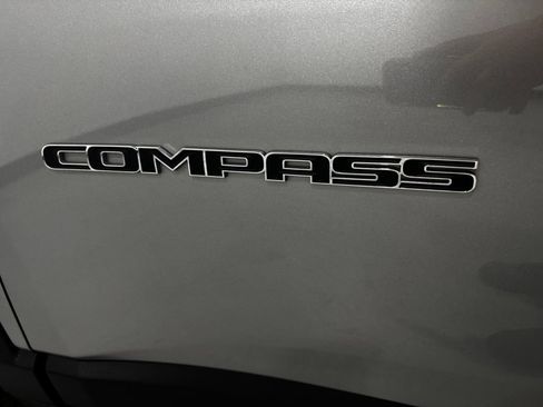 Used 2023 Jeep Compass Limited AWD/4WD image 35