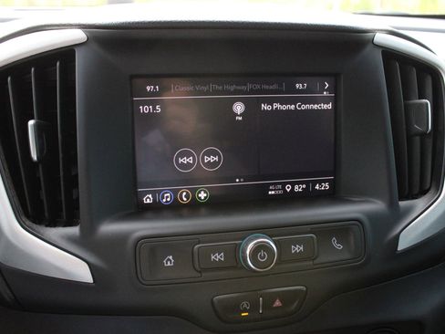 Used 2022 GMC Terrain SLE image 34