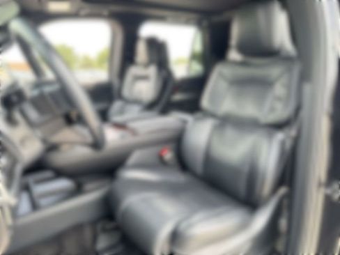 Used 2024 Lincoln Navigator Reserve AWD/4WD image 11