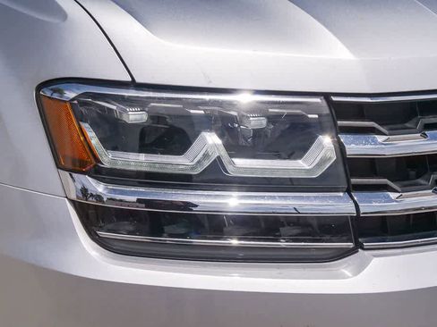 Used 2019 Volkswagen Atlas SE FWD image 4