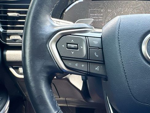 Used 2025 Lexus NX 250 FWD w/ Premium Package image 22