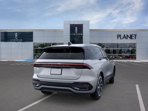 New 2026 Lincoln Nautilus Reserve AWD/4WD image 8
