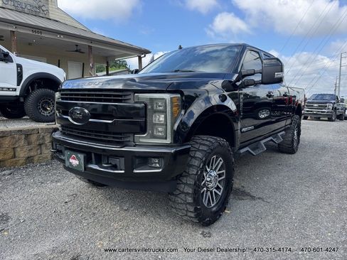 Used 2019 Ford F250 Lariat w/ Lariat Ultimate Package AWD/4WD image 2