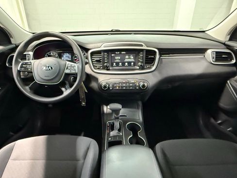 Used 2020 Kia Sorento L image 7