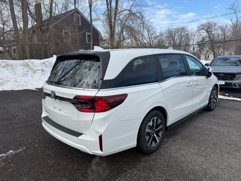 New 2026 Honda Odyssey EX-L image 3