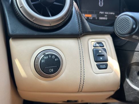 Used 2014 Ferrari California RWD image 25