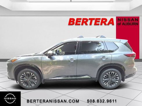 New 2026 Nissan Rogue Platinum AWD/4WD image 1