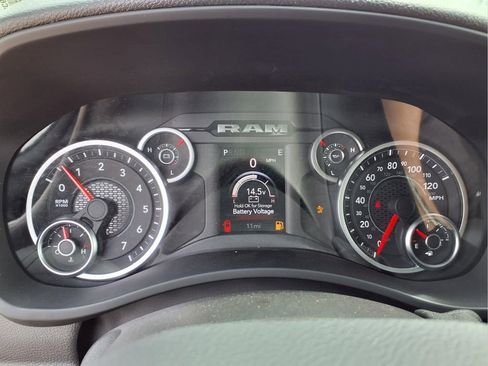 New 2026 RAM 2500 Tradesman AWD/4WD image 25