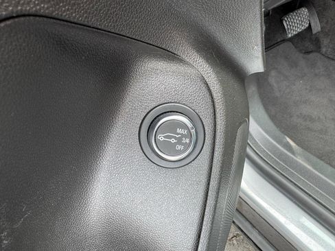 Used 2024 Buick Envista Sport Touring w/ Convenience II Package FWD image 14