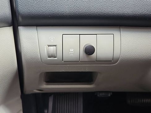 Used 2012 Kia Forte EX FWD image 18