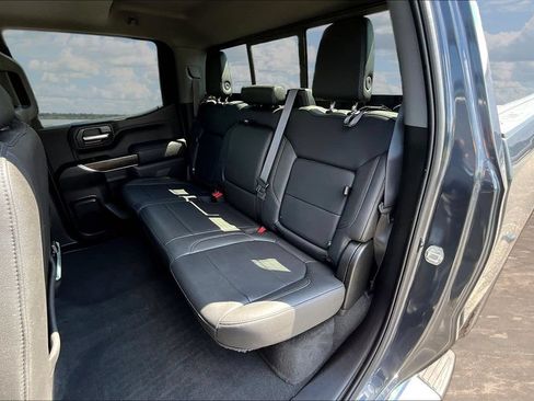 Used 2022 GMC Sierra 1500 SLT w/ SLT Premium Plus Package AWD/4WD image 25
