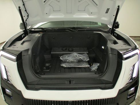 New 2026 GMC Sierra EV Elevation image 11