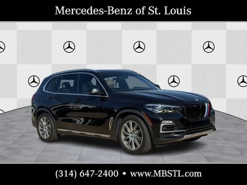 Used 2019 BMW X5 xDrive40i w/ Premium Package 2 AWD/4WD image 1
