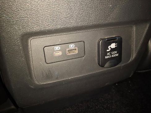 Used 2022 Nissan Frontier SV image 10