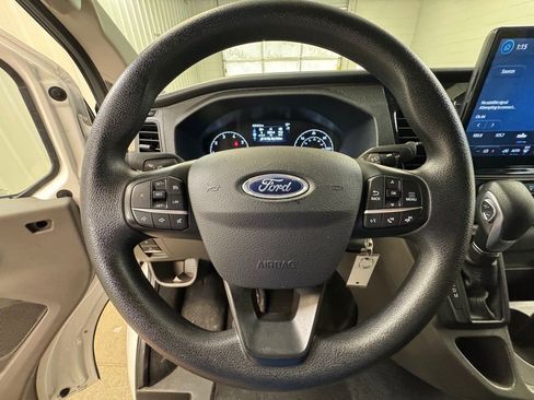 Used 2023 Ford Transit 350 XLT RWD image 34
