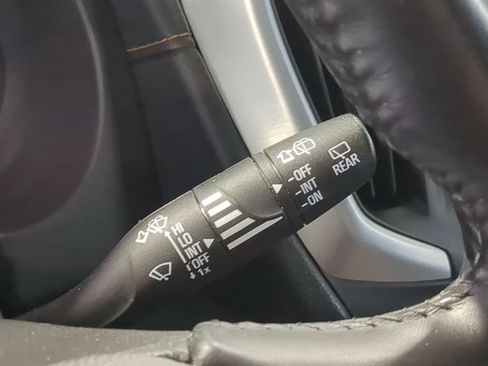 Used 2019 GMC Terrain SLE w/ Driver Convenience Package FWD image 31