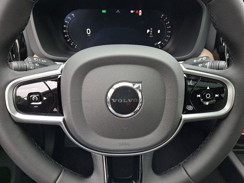 New 2026 Volvo XC60 B5 Plus w/ Climate Package AWD/4WD image 12