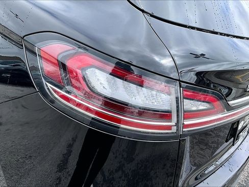 Used 2022 Lincoln Nautilus Reserve AWD/4WD image 29