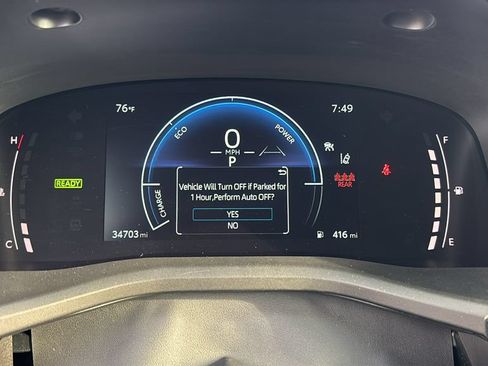 Used 2025 Toyota Camry SE FWD image 13