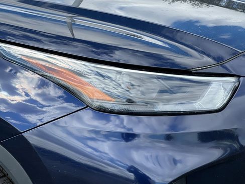 Used 2024 Toyota Highlander XLE image 45