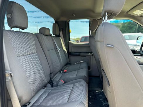 Used 2018 Ford F150 XLT w/ Trailer Tow Package RWD image 16