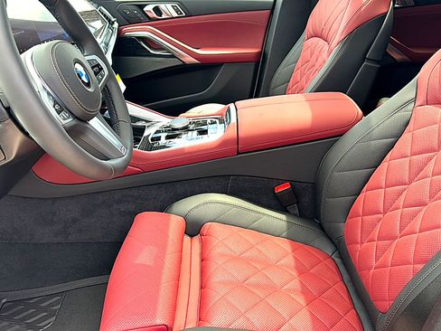 New 2027 BMW X6 xDrive40i w/ Climate Comfort Package AWD/4WD image 10