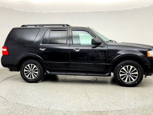 Used 2016 Ford Expedition XLT AWD/4WD image 4